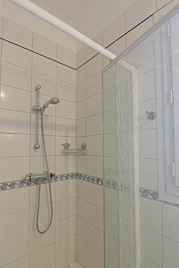 Le Family Lodge 2 Chambres 4 Personnes Classe 3 Etoiles Annecy Ngoại thất bức ảnh